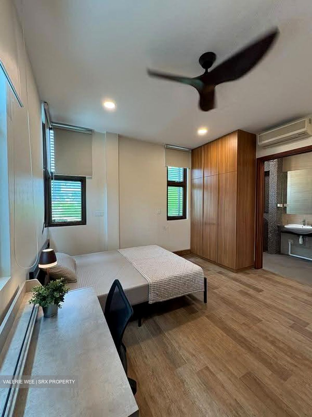 Paya Lebar Crescent (D19), Semi-Detached #639486981